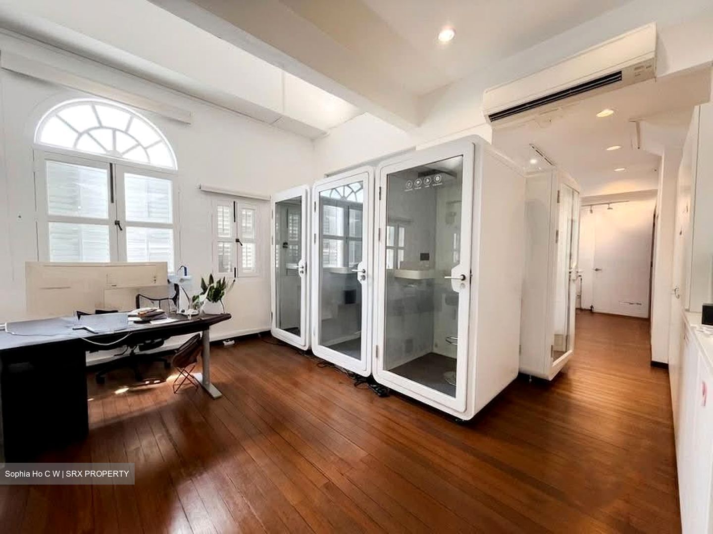 Emerald Garden (D1), Office #604213621